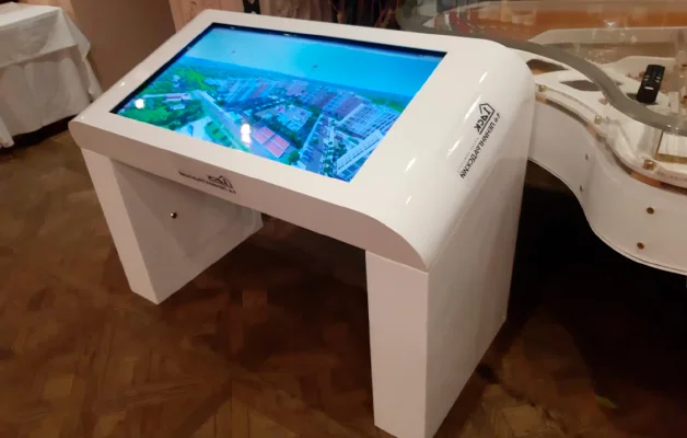 Презентация нового жилого комплекса на интерактивном столе